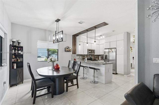 16335 SW 44th Terrace, Miami, FL 33185