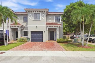 16335 SW 44th Terrace, Miami, FL 33185