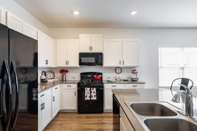 200 Montego ST, Hutto, TX 78634