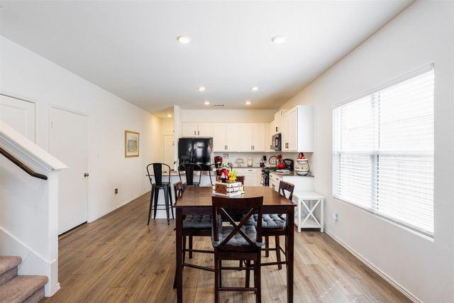 200 Montego ST, Hutto, TX 78634