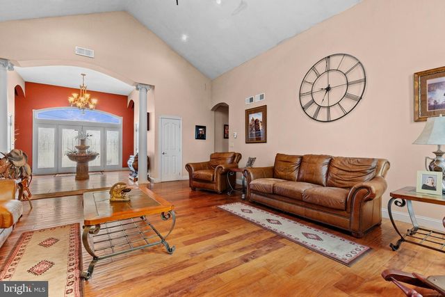 334 ROLLING LN, Abbottstown, PA 17301