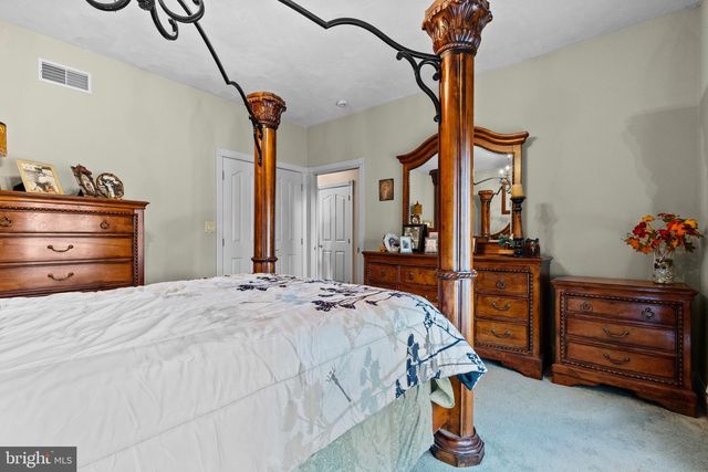 334 ROLLING LN, Abbottstown, PA 17301