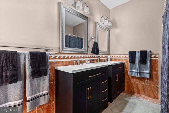 334 ROLLING LN, Abbottstown, PA 17301