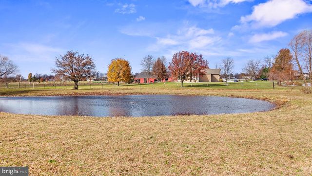 334 ROLLING LN, Abbottstown, PA 17301