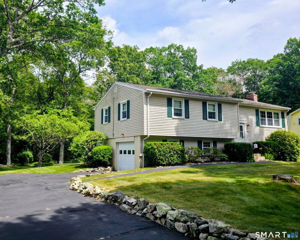 279 Gales Ferry Road, Groton, CT 06340