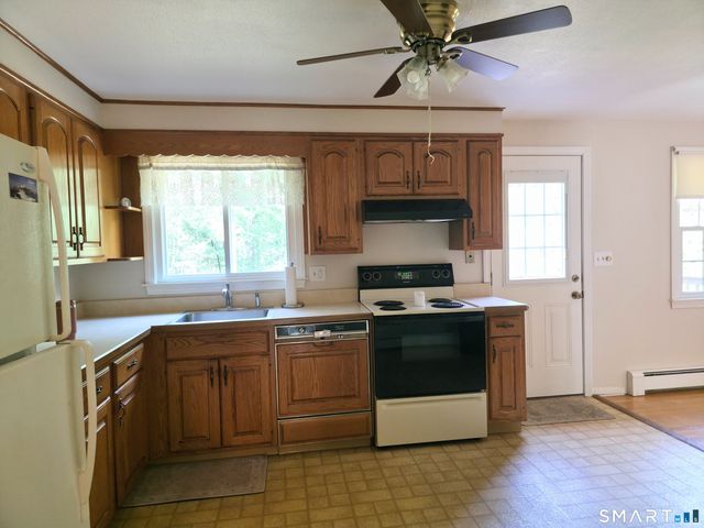 279 Gales Ferry Road, Groton, CT 06340
