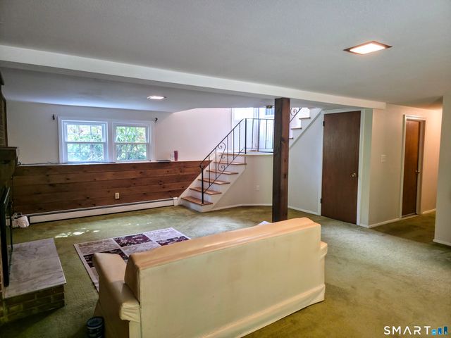 279 Gales Ferry Road, Groton, CT 06340