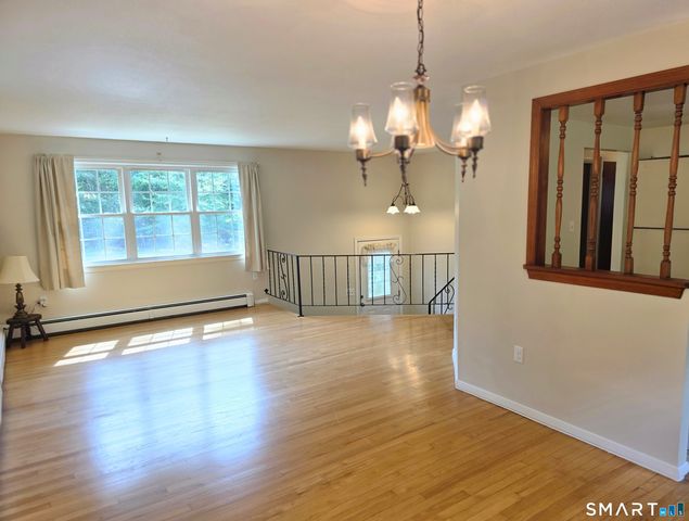 279 Gales Ferry Road, Groton, CT 06340
