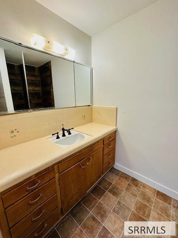 4316 E 107 N, Ucon, ID 83401
