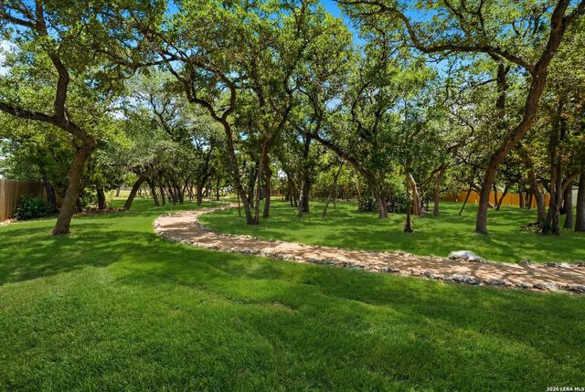 25234 Cambridge, San Antonio, TX 78261