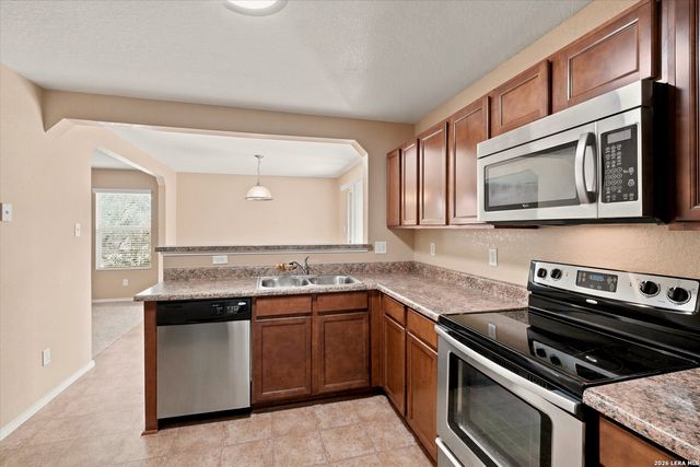 25234 Cambridge, San Antonio, TX 78261