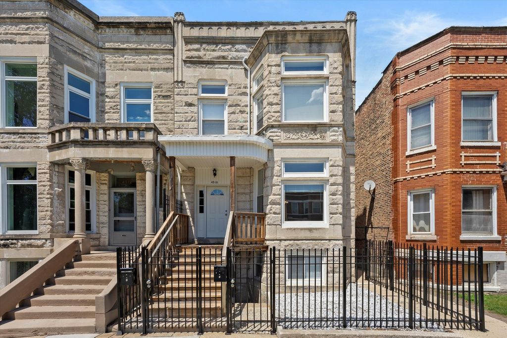 4510 W Adams Street, Chicago, IL 60624
