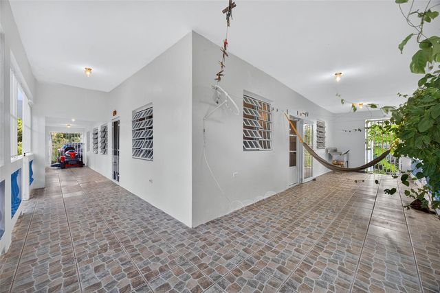 Carr. 186 INT 9948 KM 7.4 SECTOR MARINES CUBUY, Canovanas, PR 00729