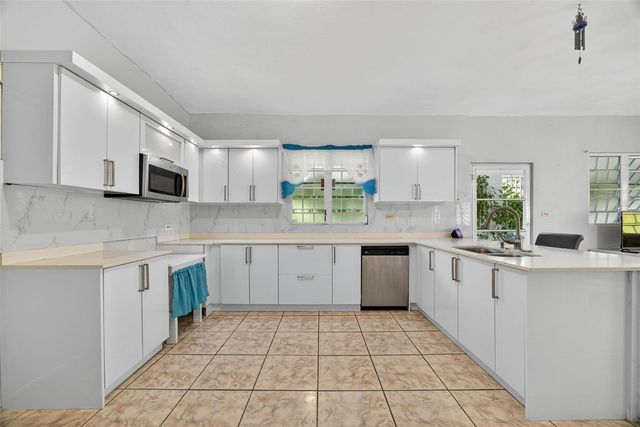 Carr. 186 INT 9948 KM 7.4 SECTOR MARINES CUBUY, Canovanas, PR 00729