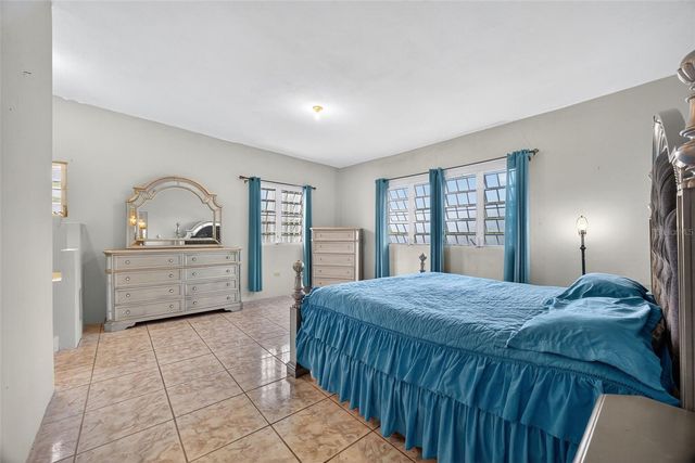 Carr. 186 INT 9948 KM 7.4 SECTOR MARINES CUBUY, Canovanas, PR 00729