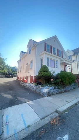 14 Union Ct, Lynn, MA 01902