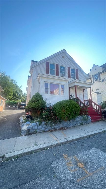 14 Union Ct, Lynn, MA 01902