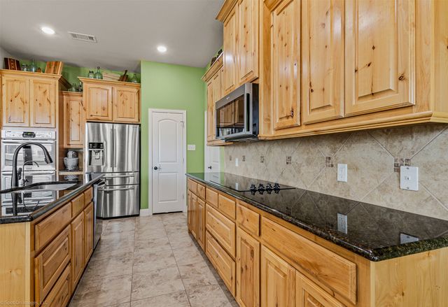 17154 Lochwood Lane, Forney, TX 75126