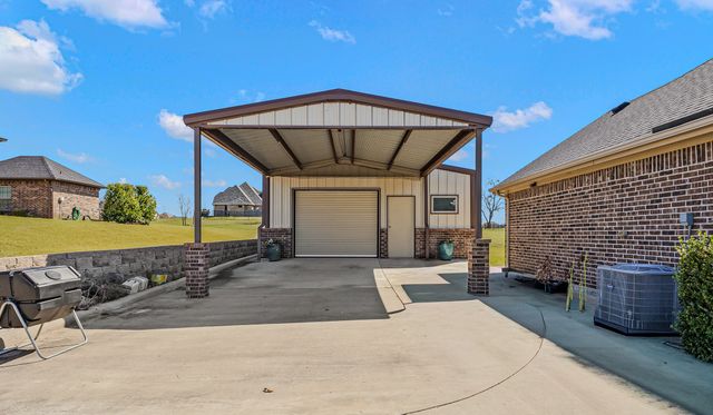 17154 Lochwood Lane, Forney, TX 75126
