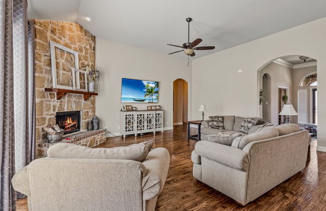 17154 Lochwood Lane, Forney, TX 75126