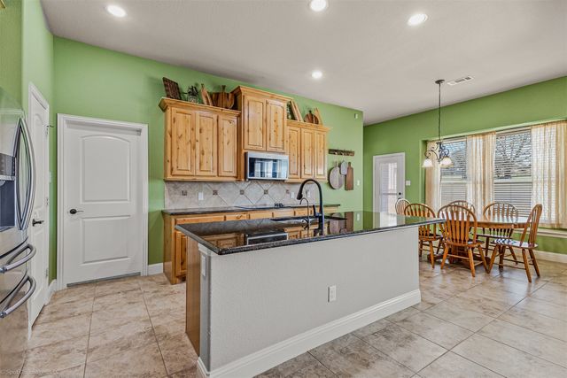 17154 Lochwood Lane, Forney, TX 75126