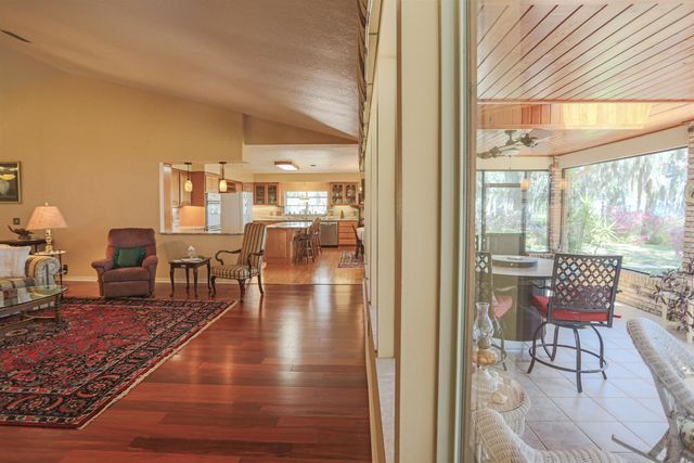 524 Cedar Creek Rd, Palatka, FL 32177
