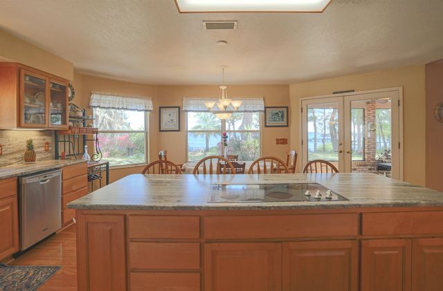524 Cedar Creek Rd, Palatka, FL 32177
