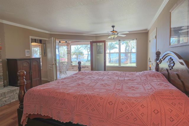 524 Cedar Creek Rd, Palatka, FL 32177