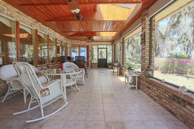 524 Cedar Creek Rd, Palatka, FL 32177