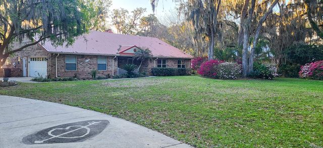 524 Cedar Creek Rd, Palatka, FL 32177