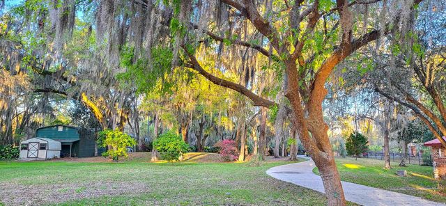 524 Cedar Creek Rd, Palatka, FL 32177
