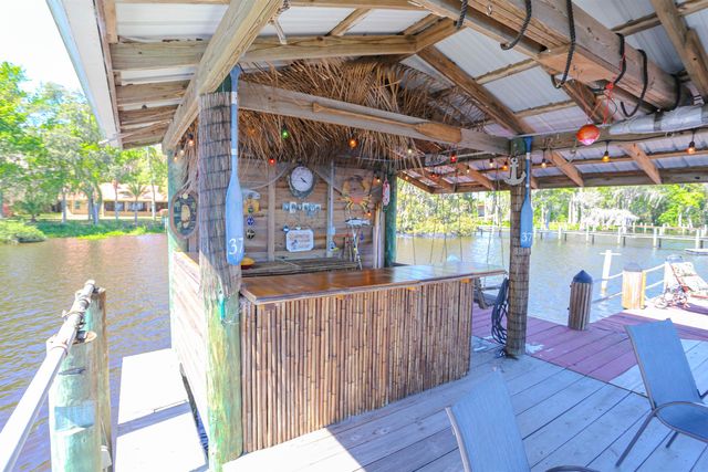 524 Cedar Creek Rd, Palatka, FL 32177