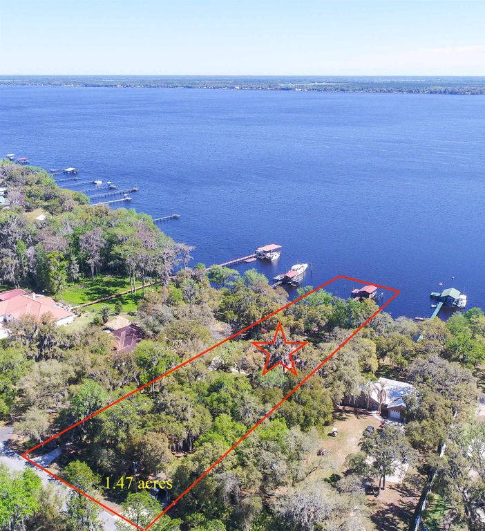 524 Cedar Creek Rd, Palatka, FL 32177
