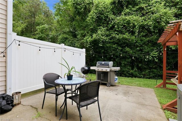 1169 Academic Drive, Winston-salem, NC 27106