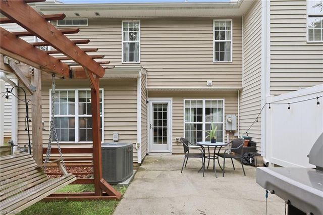 1169 Academic Drive, Winston-salem, NC 27106