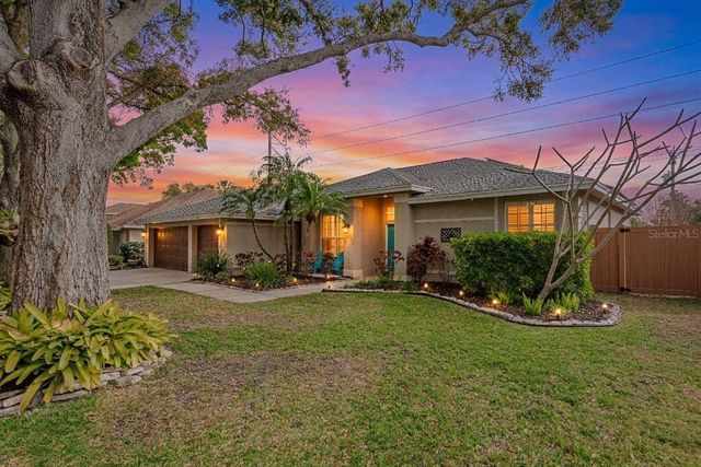 469 PINE WARBLER WAY N, Palm Harbor, FL 34683