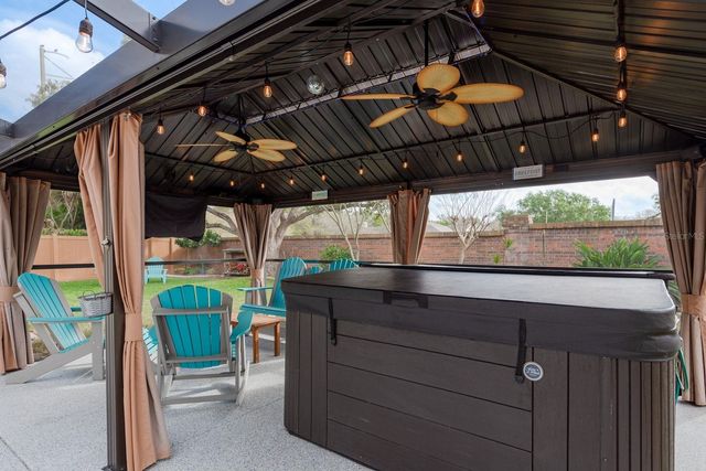 469 PINE WARBLER WAY N, Palm Harbor, FL 34683