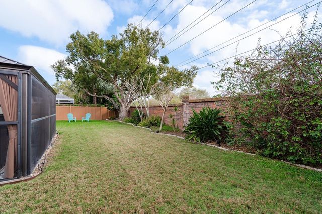 469 PINE WARBLER WAY N, Palm Harbor, FL 34683