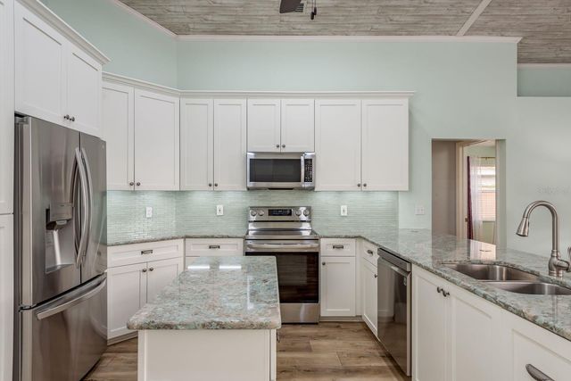 469 PINE WARBLER WAY N, Palm Harbor, FL 34683