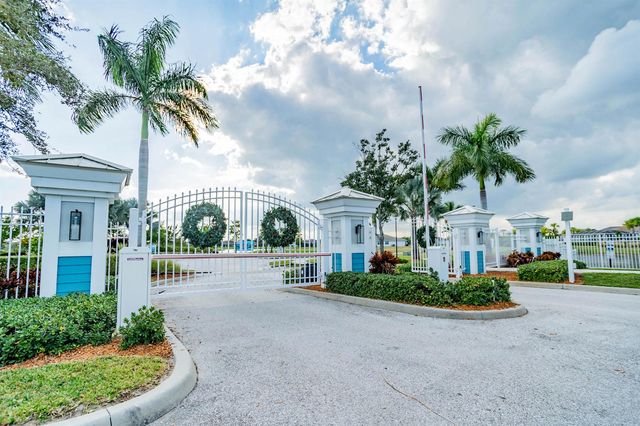 12899 SW Gingerline Drive, Port St. Lucie, FL 34986