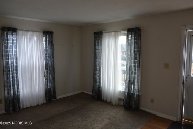 33 Willamont Road, Toledo, OH 43612