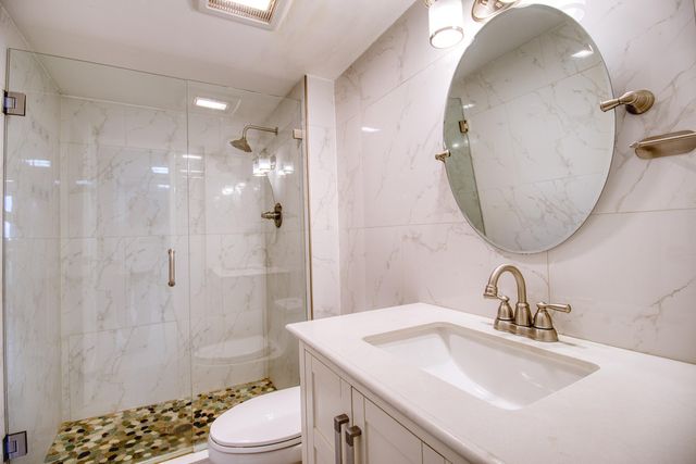 100 Bayview Drive 618, Sunny Isles Beach, FL 33160