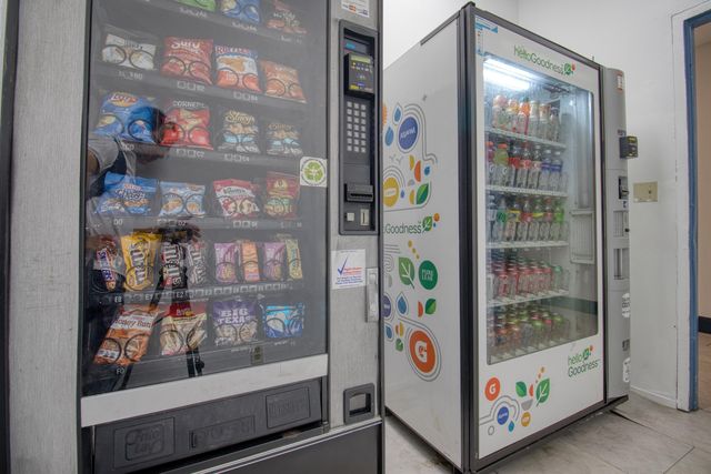 100 Bayview Drive 618, Sunny Isles Beach, FL 33160