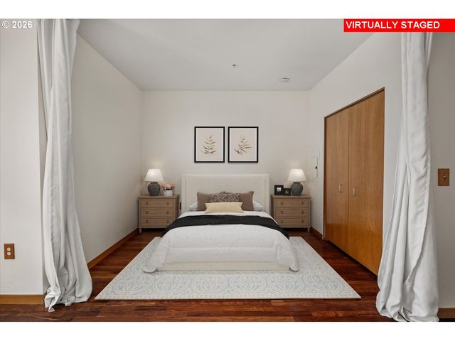 2350 Nw SAVIER St 328, Portland, OR 97210
