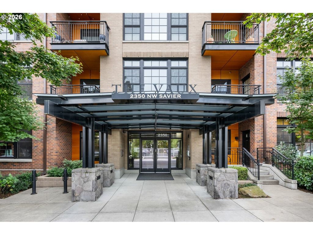 2350 Nw SAVIER St 328, Portland, OR 97210