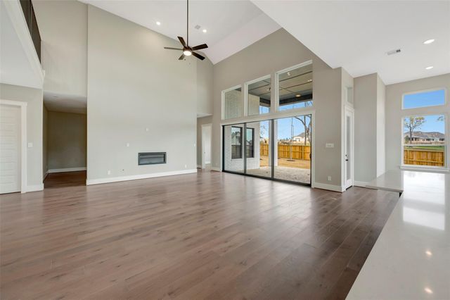 1102 Chesapeake Court, Montgomery, TX 77356