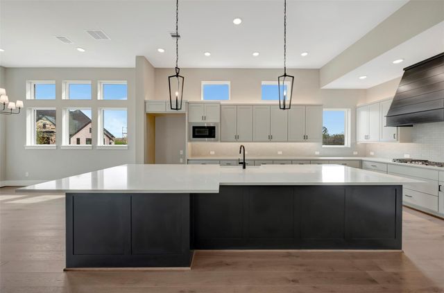 1102 Chesapeake Court, Montgomery, TX 77356