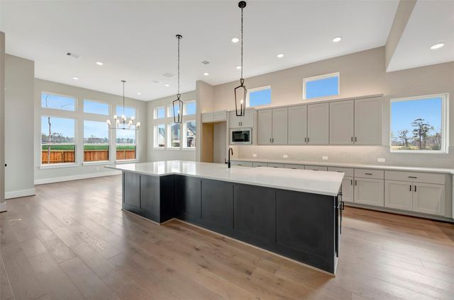 1102 Chesapeake Court, Montgomery, TX 77356