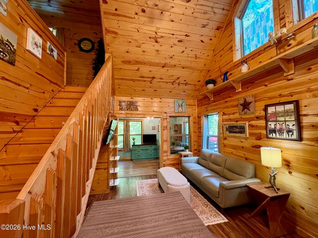 250 Hickory Woods Trail, Murphy, NC 28906
