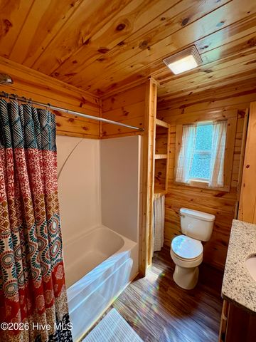 250 Hickory Woods Trail, Murphy, NC 28906
